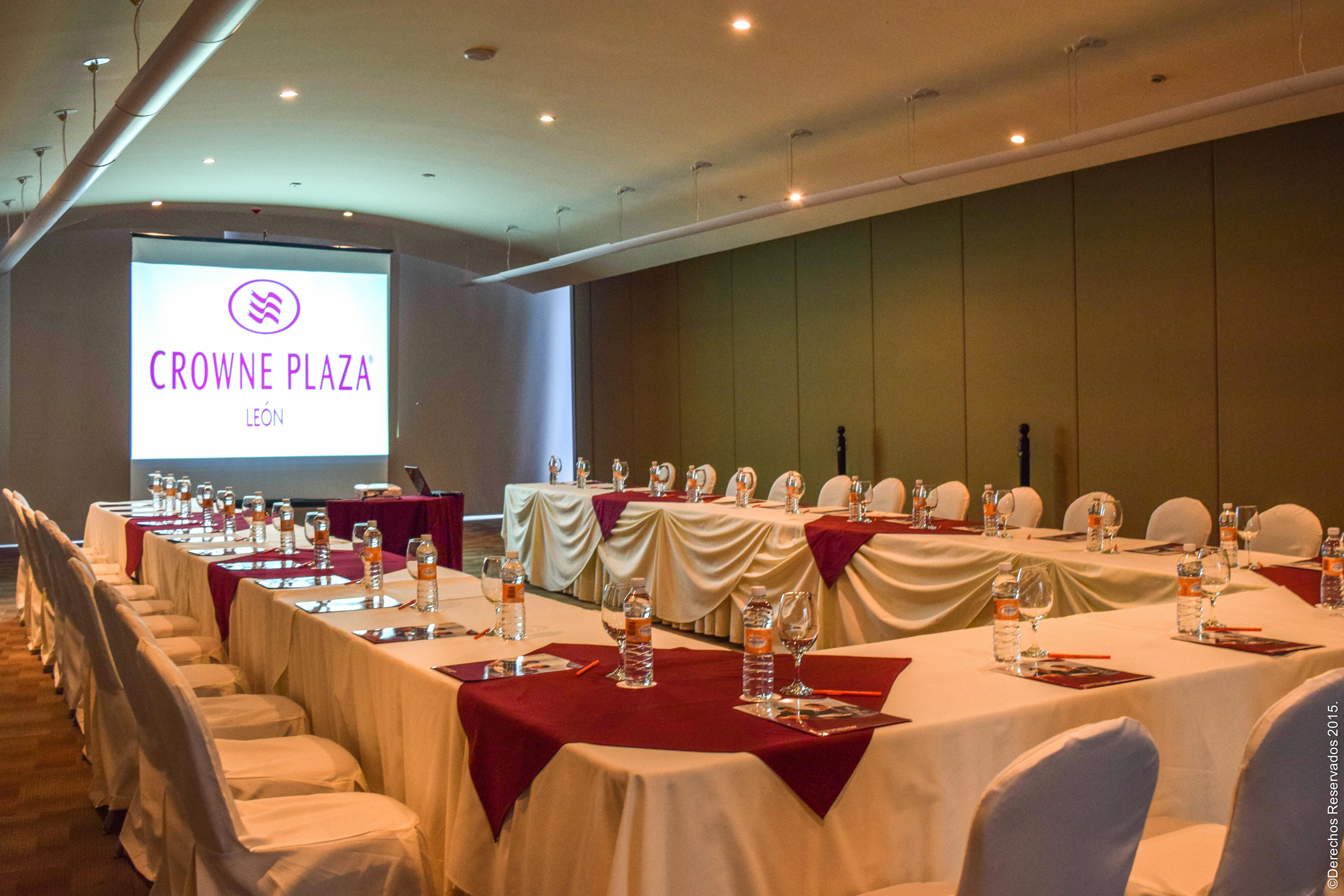 Crowne Plaza Leon By Ihg Hotel Buitenkant foto