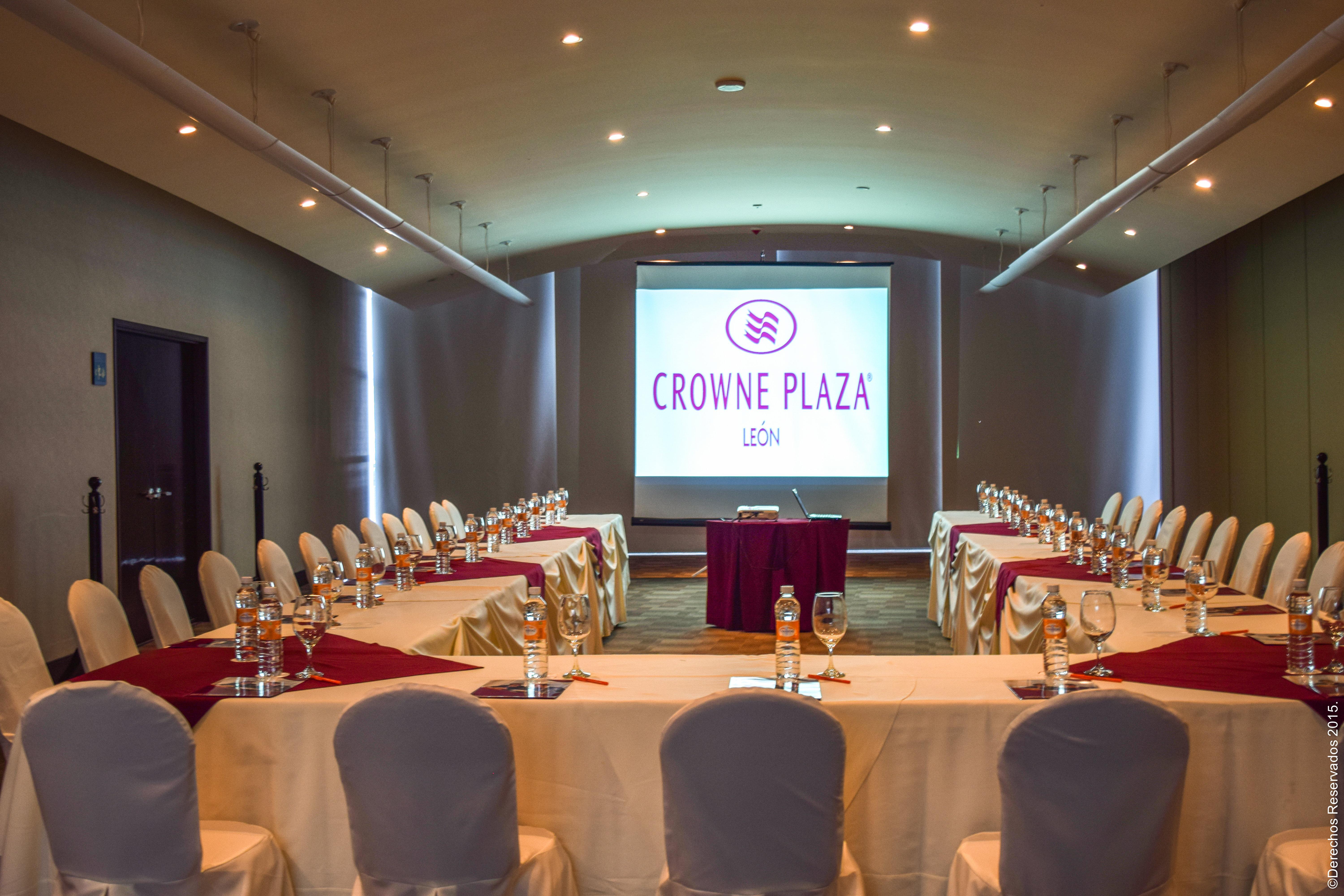Crowne Plaza Leon By Ihg Hotel Buitenkant foto